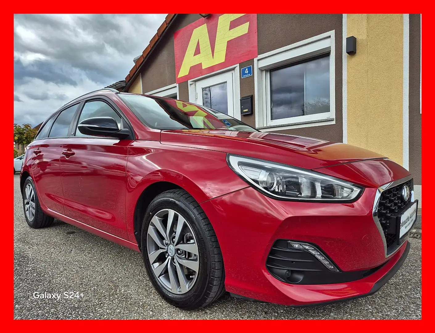 Hyundai i30 CW 1,0 T-GDI GO! Rot - 1
