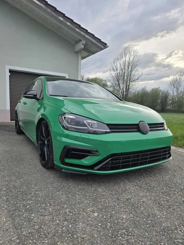 Volkswagen Golf R