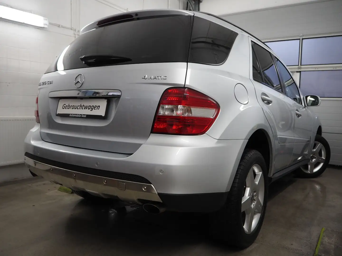 Mercedes-Benz ML 320 CDI*Navi*Leder*Xenon*AHK Silber - 2