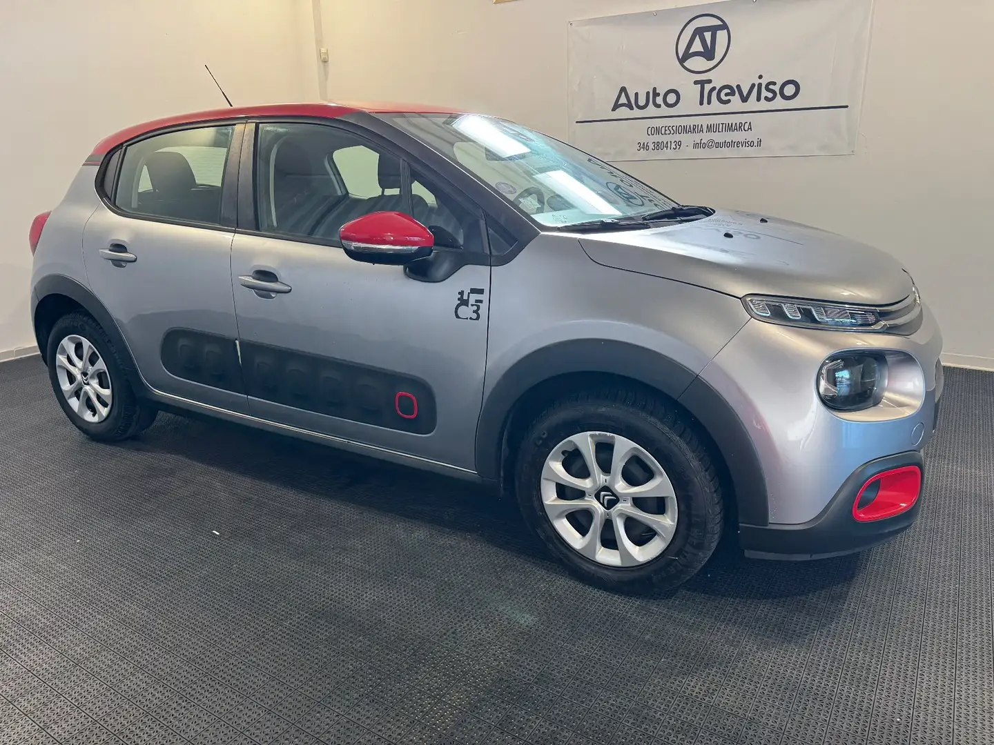 Citroen C3 C3 PureTech 82 Shine Gris - 2