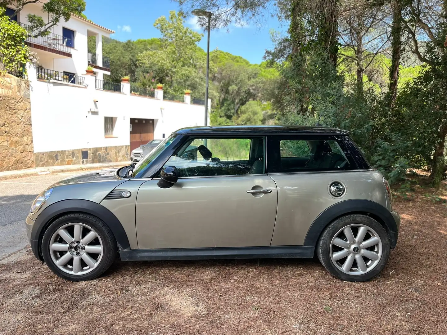 MINI Cooper D 110 CV, 6 Vel. Beige - 1