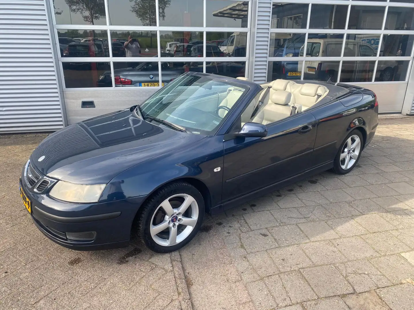 Saab 9-3 Cabrio 2.0t Linear Blauw - 1