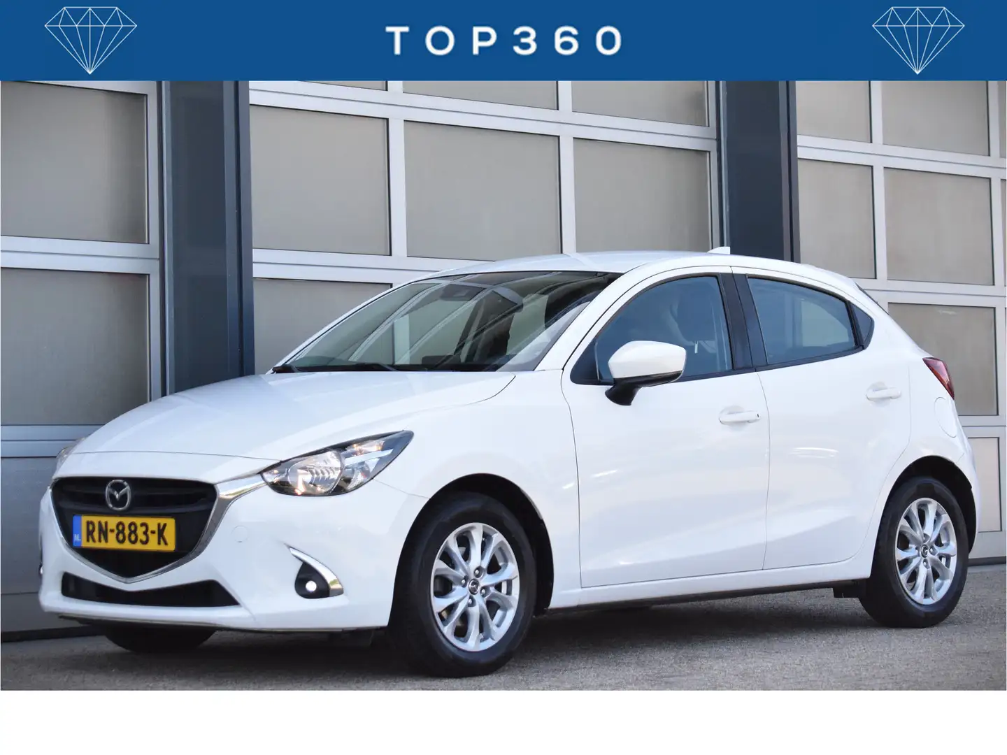 Mazda 2 1.5 Skyactiv-G Dynamic+ OrigNL | Trekhaak | Navi | Wit - 1