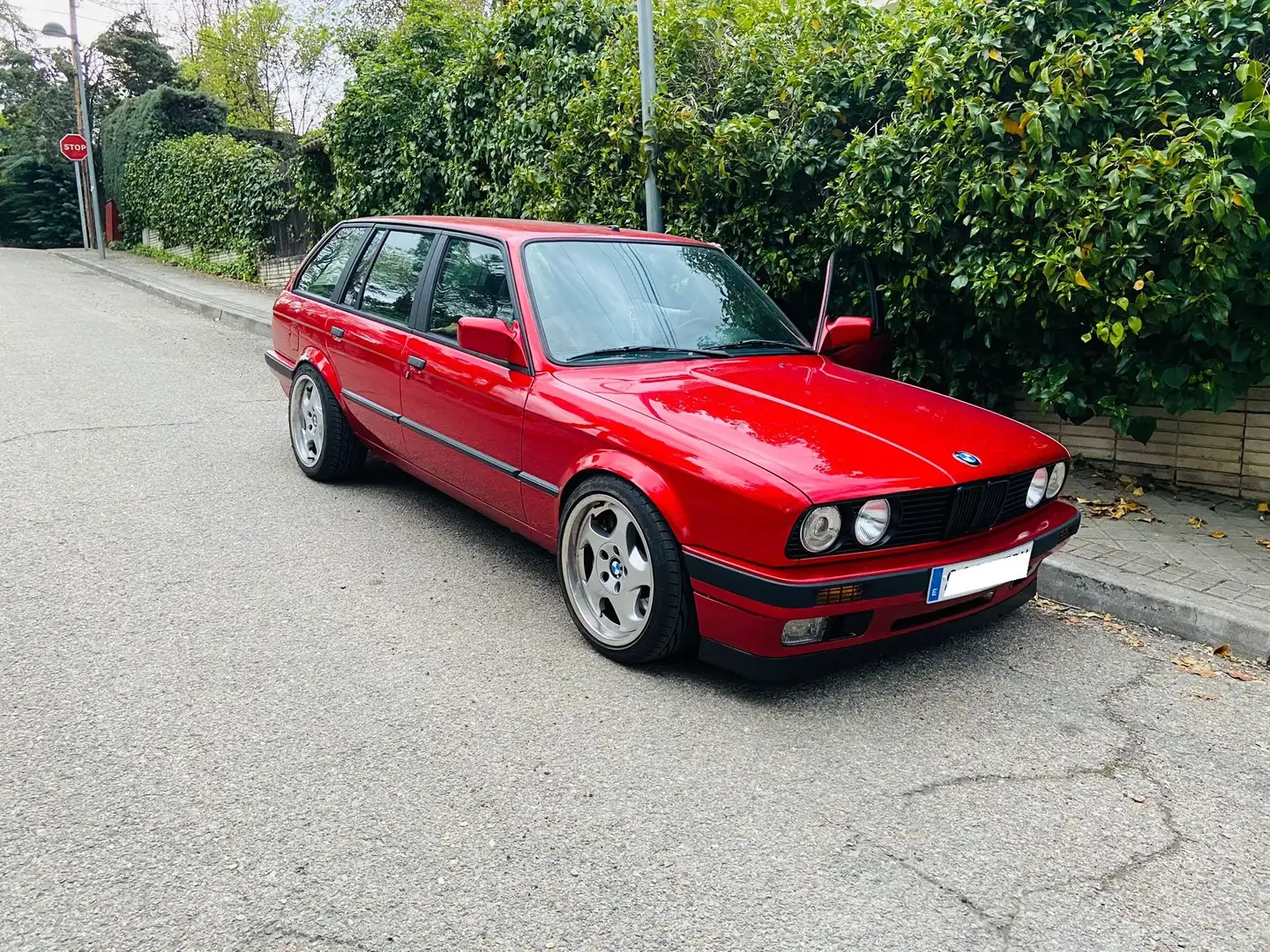 BMW 325 325i Touring Rouge - 2