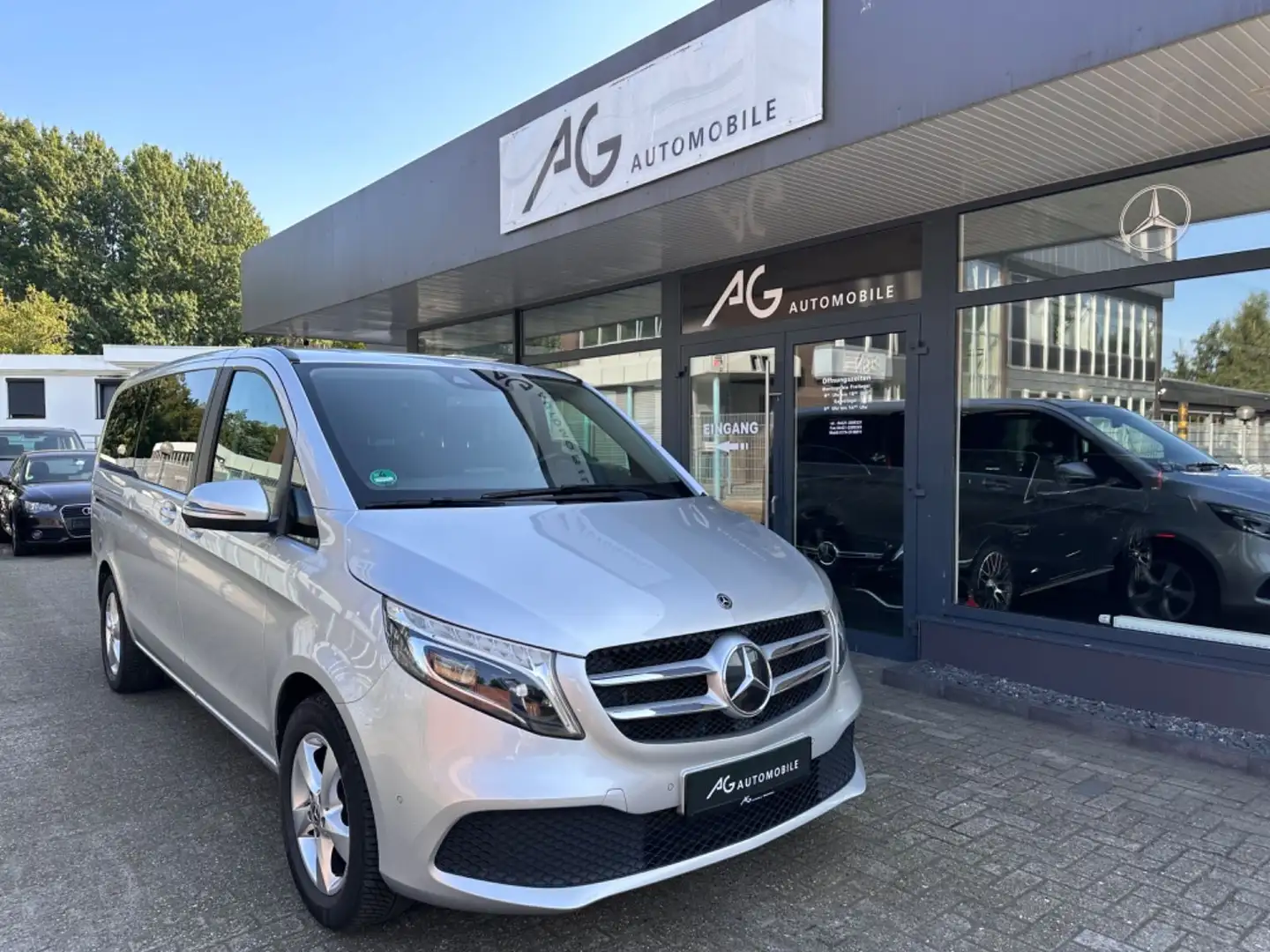 Mercedes-Benz V 300 V 250/300 d EDITION 4MATIC Lang*9 G-Tronic*LED* Silber - 1