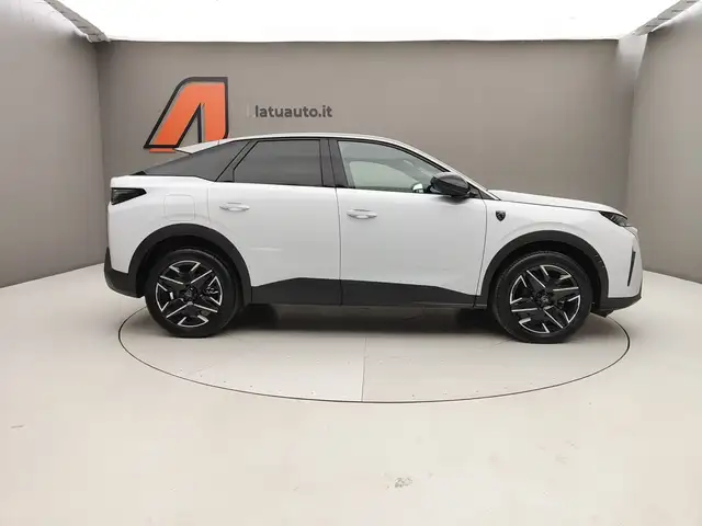 Peugeot 3008 view 10