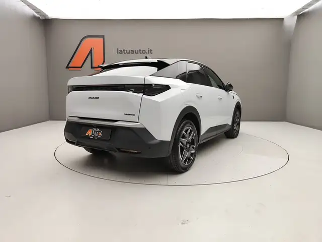 Peugeot 3008 view 9