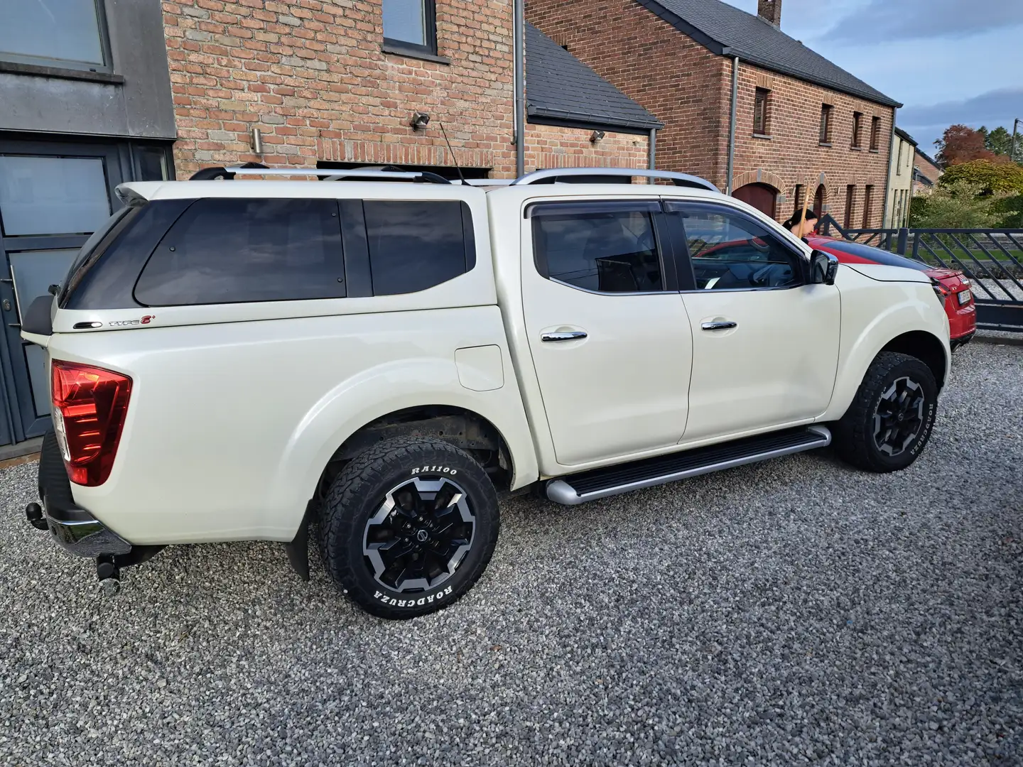 Nissan Navara Navara 2.3 dCi 4WD N-Guard - 1