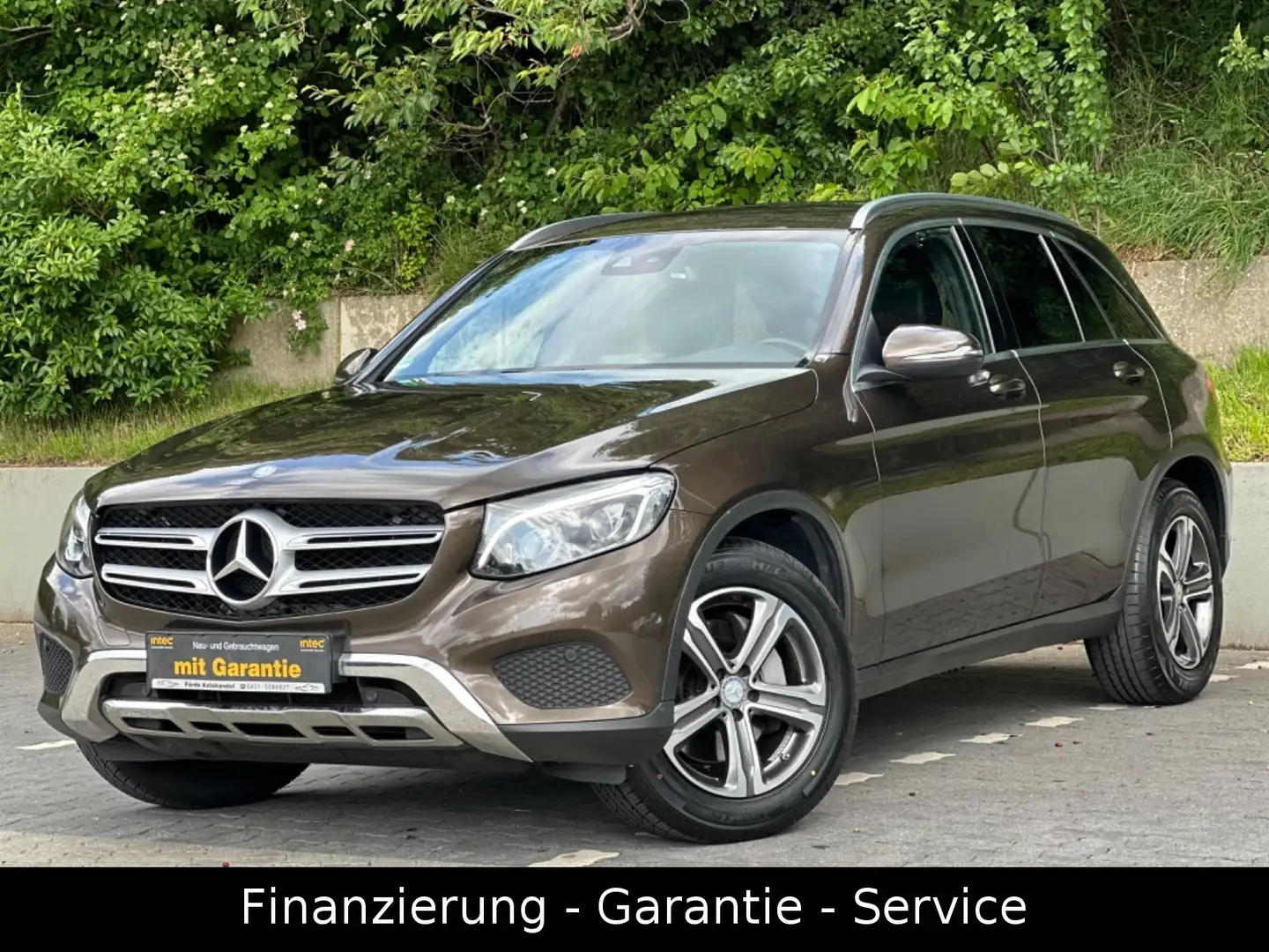 Mercedes-Benz GLC 220 d 4Matic/LED/LEDER/ERST 107 TKM/GEPFLEGT Brązowy - 1