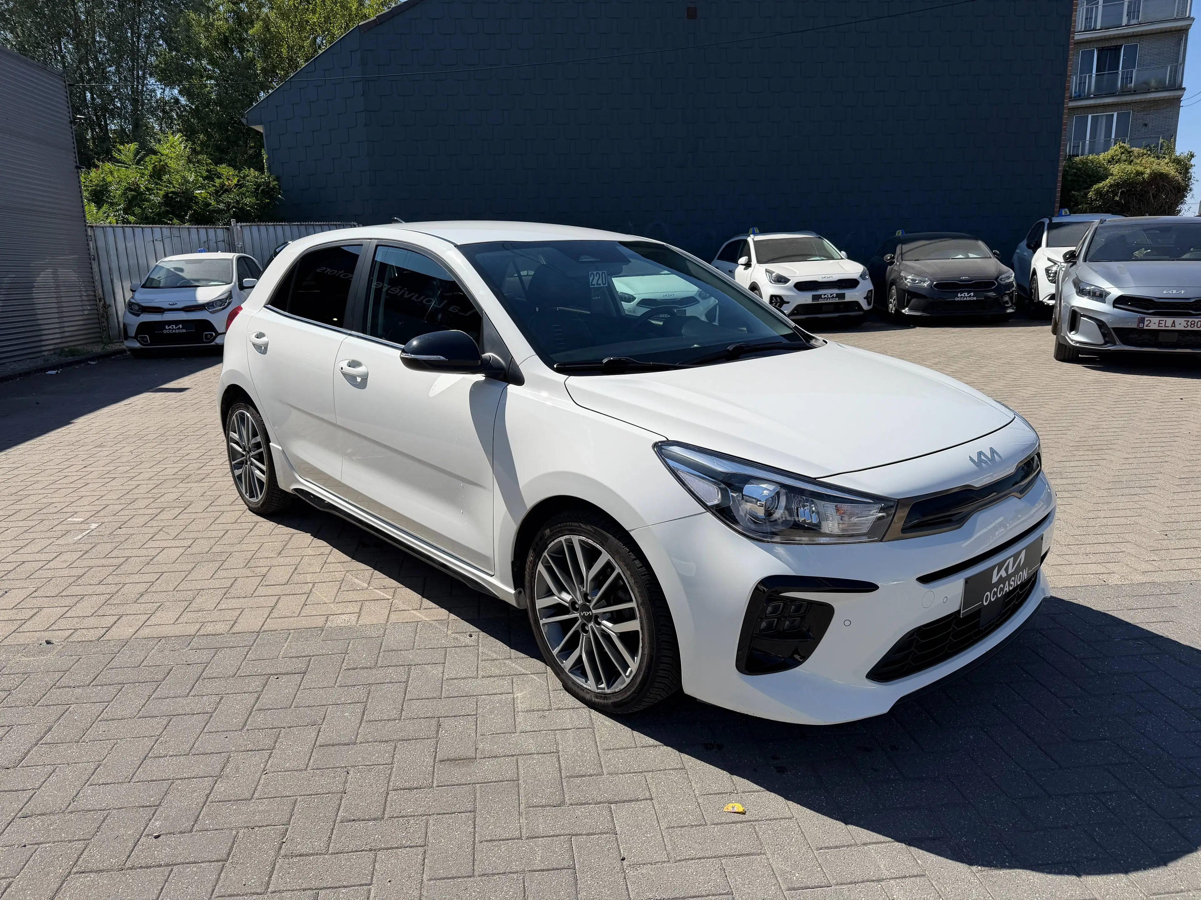 Kia Rio Rio 1.2i GT-Line ** FULL FULL ** CLIM ** CRUISE ** CAR-PLAY ** CAMERA ** GARANTIE FIN 2029 — photo 3