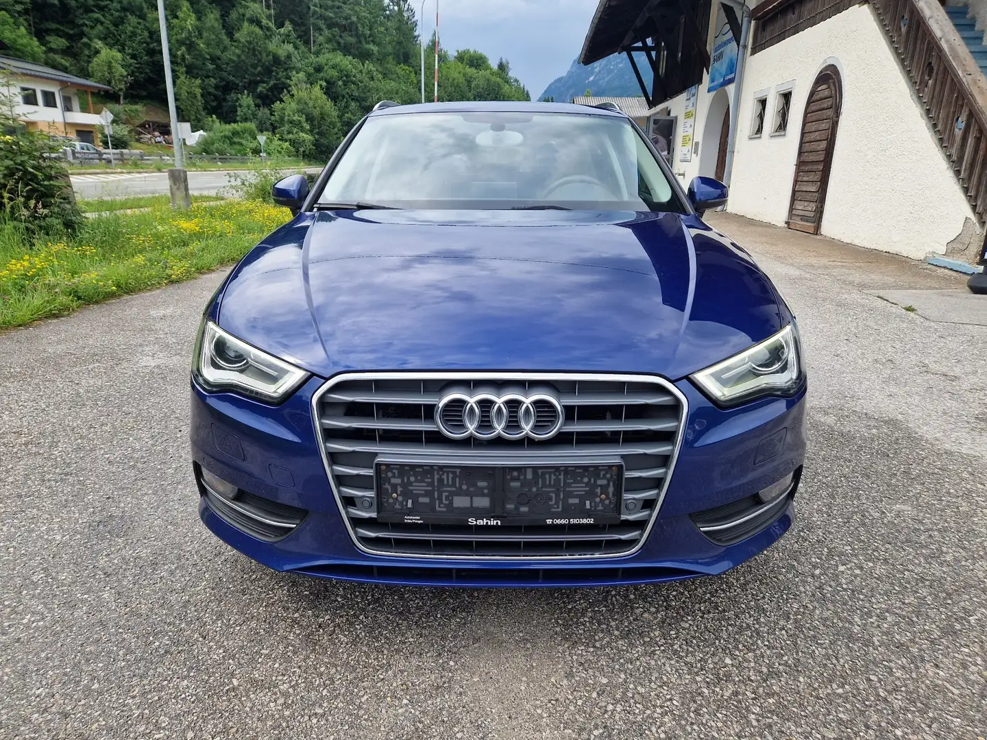 Audi A3 SB 1,6 TDI Intense Blau - 2