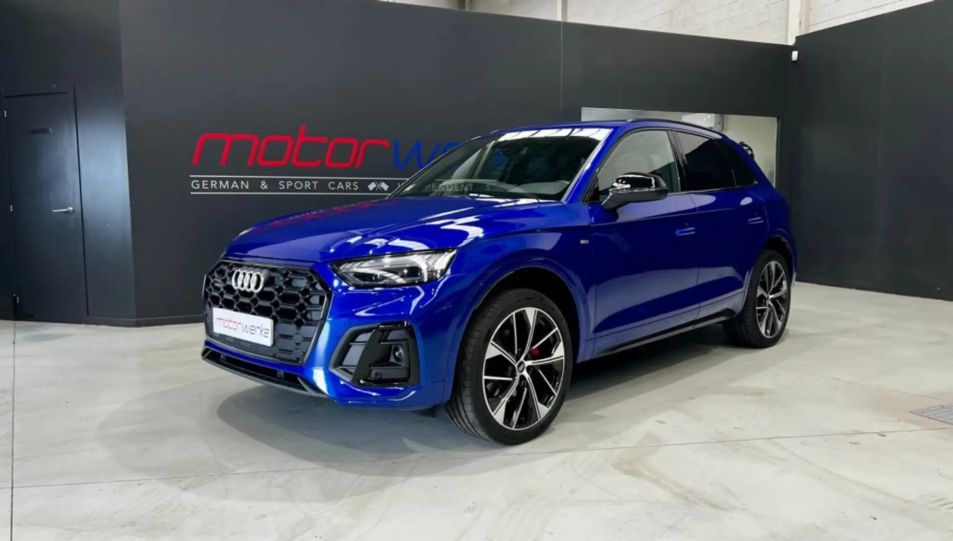 Audi Q5 40 TDI quattro-ultra Black line S tronic 150kW Azul - 2