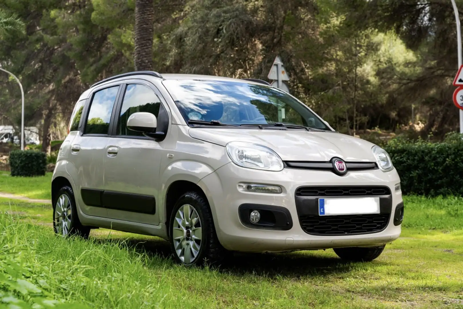 Fiat Panda 1.2 Lounge Beige - 1