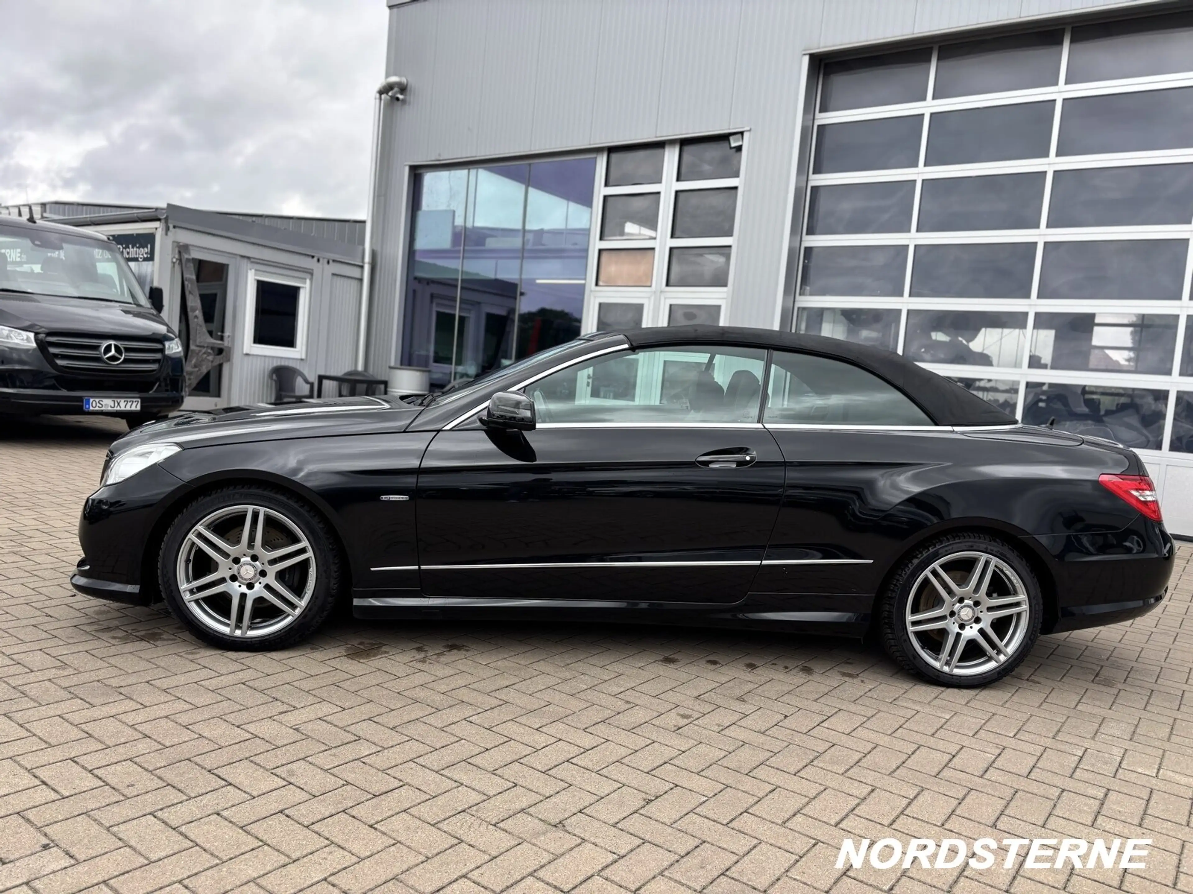 Mercedes-Benz E 350 E 350 CDI Avantgarde BlueEffi COMAND APS/Styling — photo 3