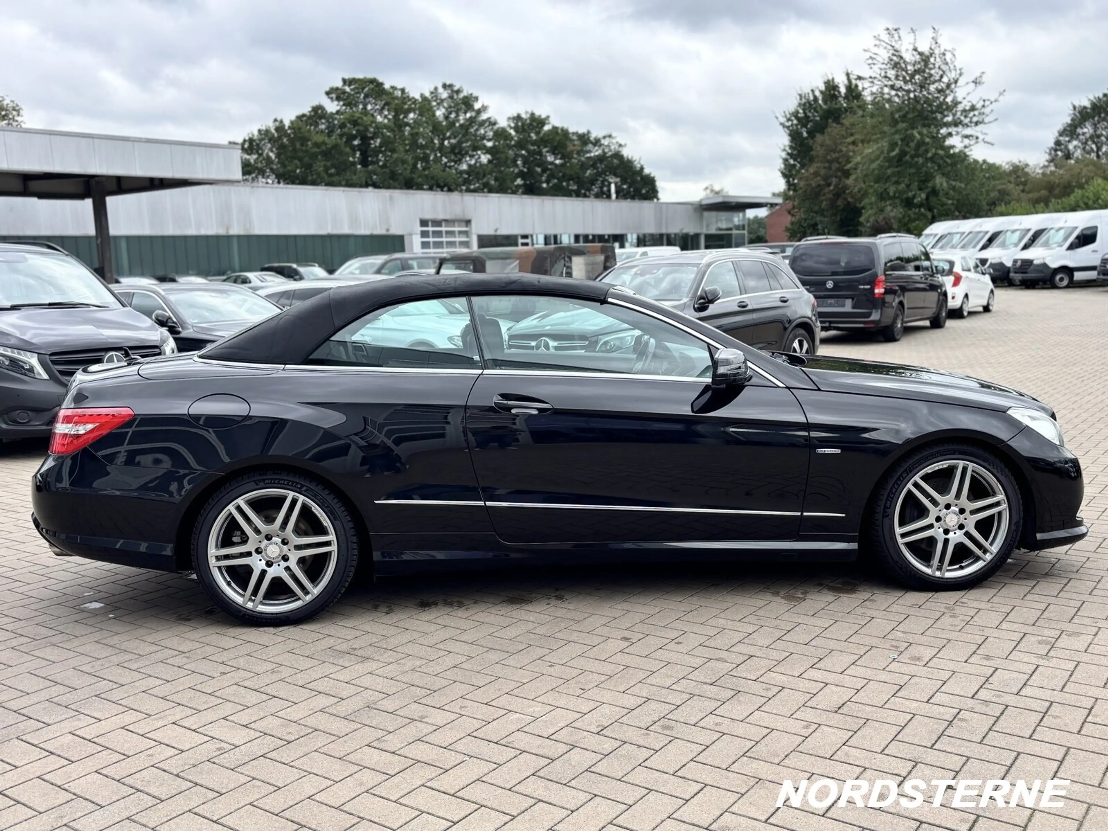 Mercedes-Benz E 350 E 350 CDI Avantgarde BlueEffi COMAND APS/Styling — photo 7