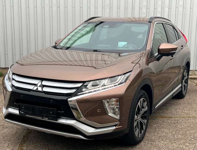 Imagine Mitsubishi Eclipse Cross Top 2WD