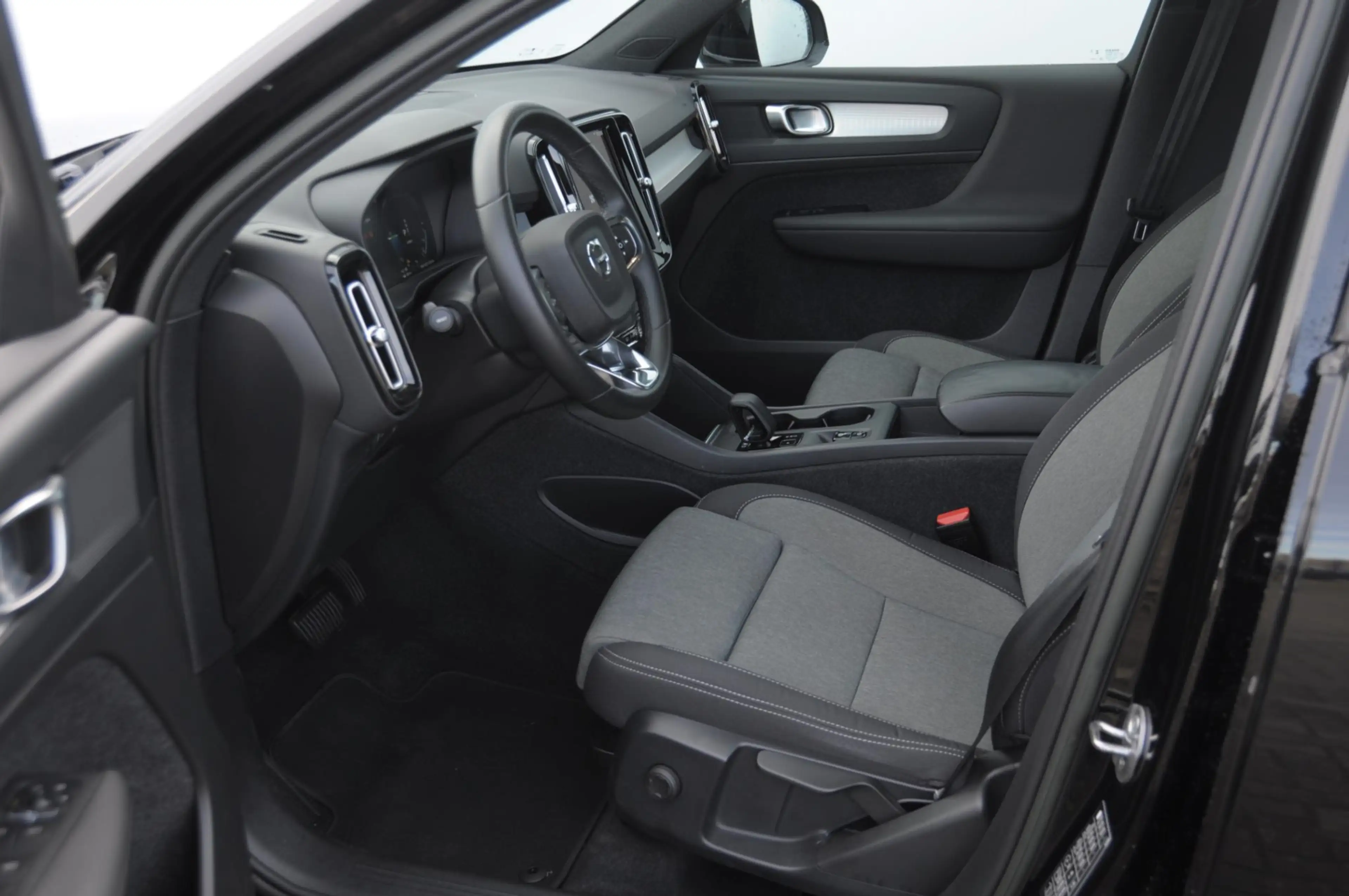 Volvo XC40 T4 211 Automaat Plug-in hybrid Bright / Cruise con — photo 9