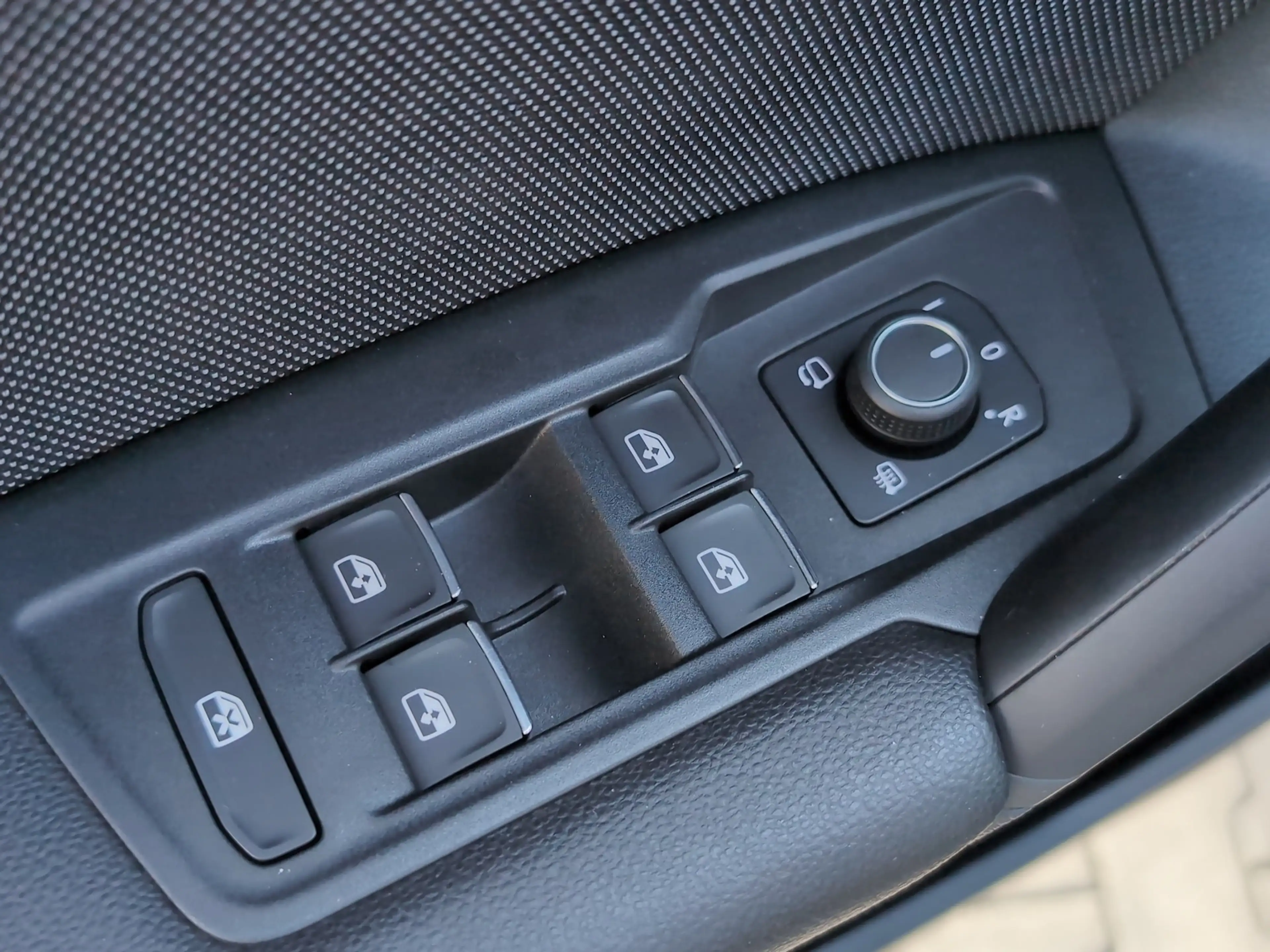 SEAT Tarraco FR 4Drive *LED*ACC*AHK*Pano*Kam*Virtual* — photo 8