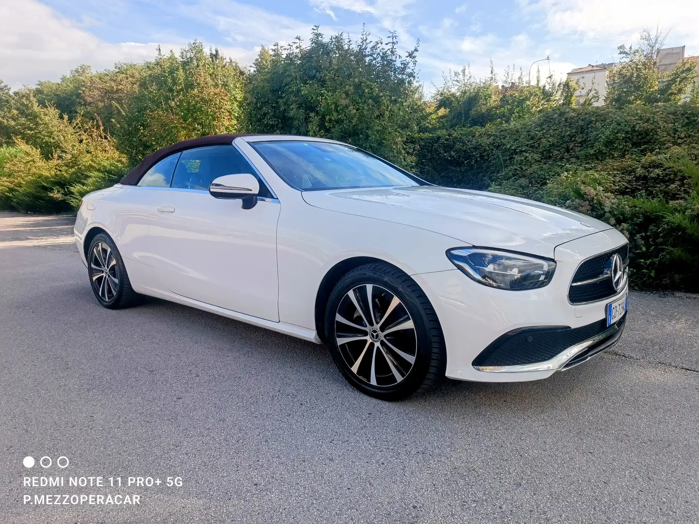 Mercedes-Benz E 300 E Cabrio 300 d  (eq-boost) Business Sport 4matic Bílá - 1