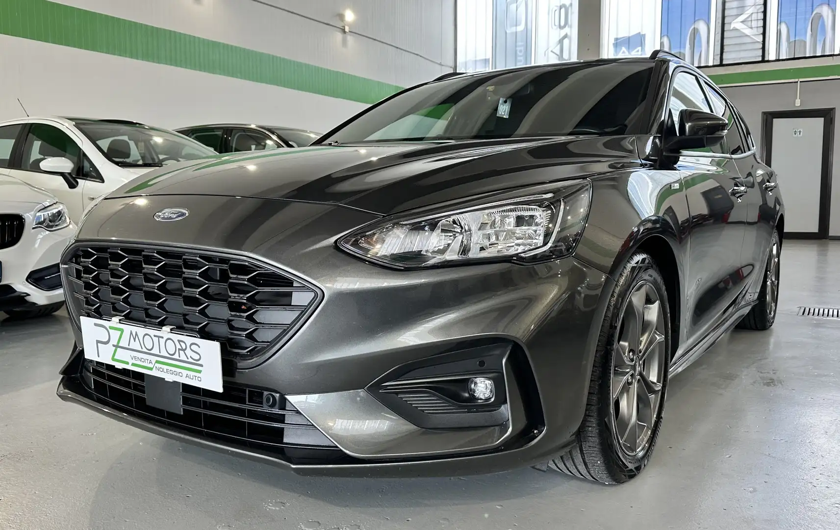 Ford Focus SW 1.5 ecobl ST-Line 120cv aut PROMO FINANZIAMENTO Gris - 1