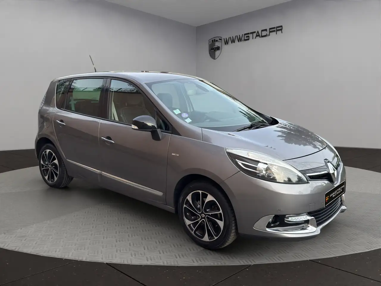 Renault Scenic 1.2 TCe 130 Energy Bose