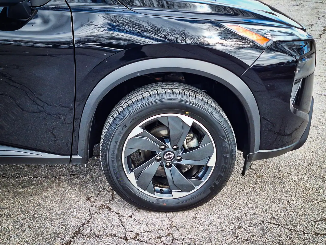 Nissan Rogue снимка Nissan Rogue
