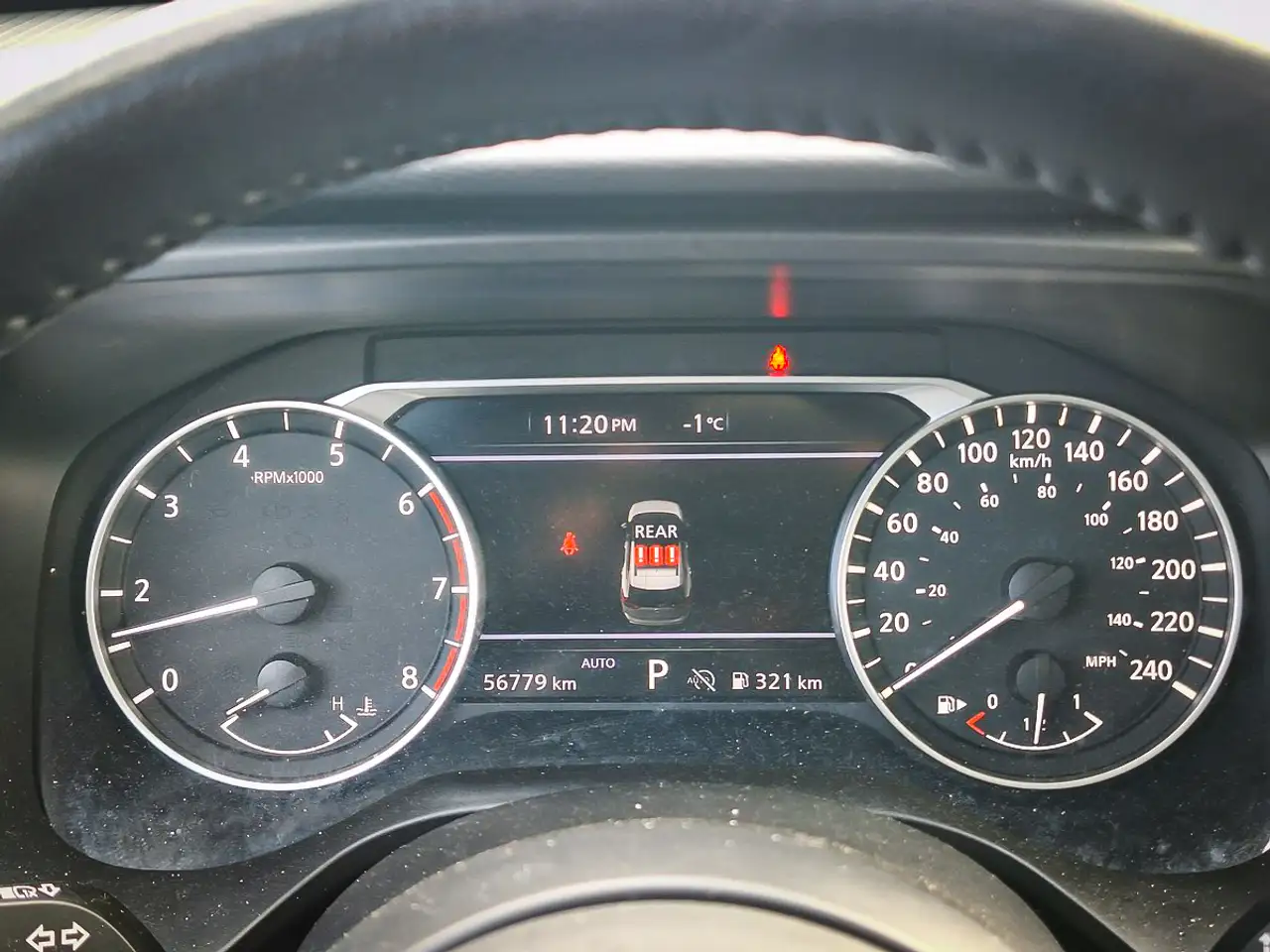 Nissan Rogue снимка Nissan Rogue