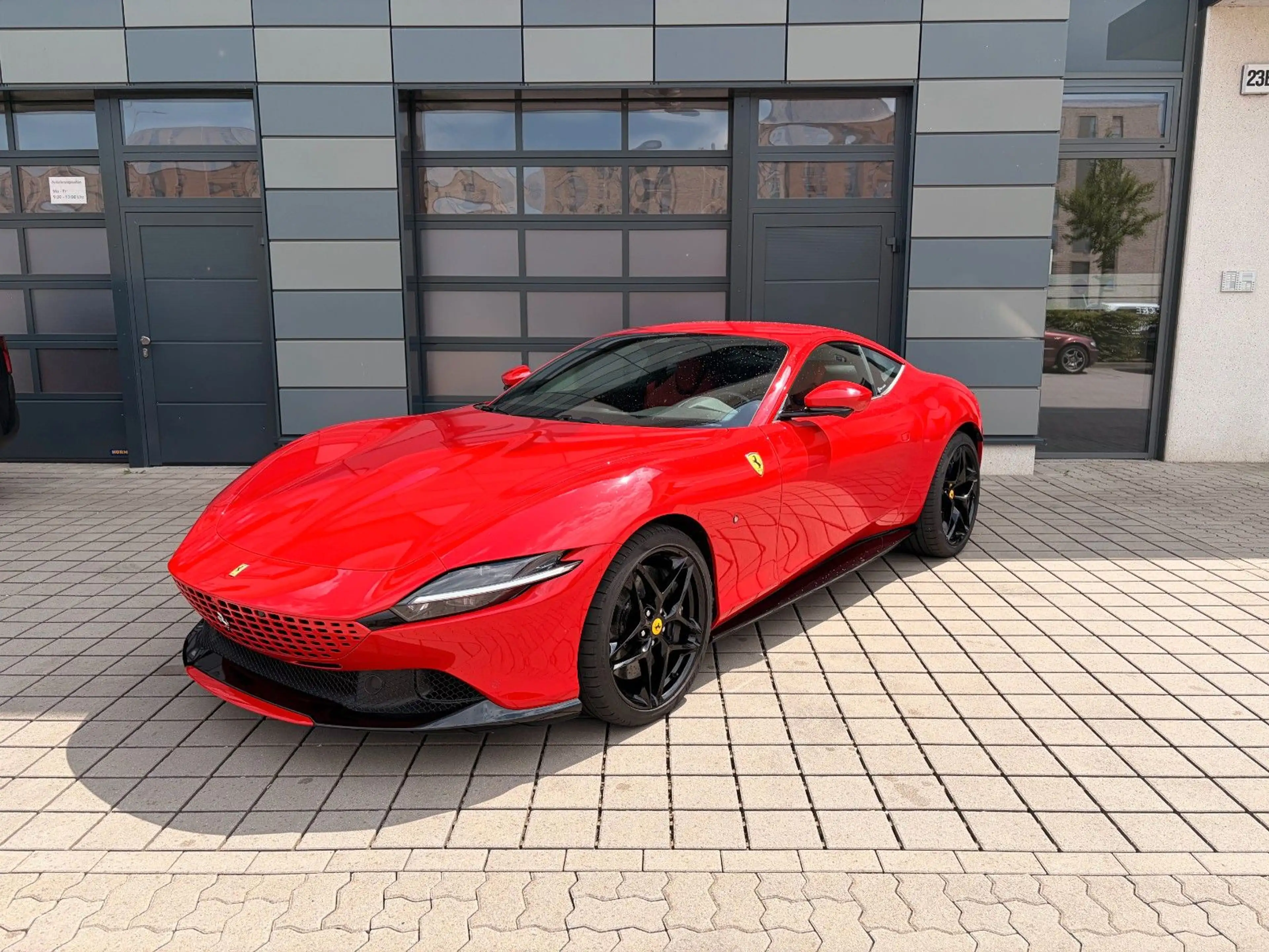 Ferrari Roma SNDB/PDIS/MADM/LEDS/EXAB/DAYT/XLED/SURR