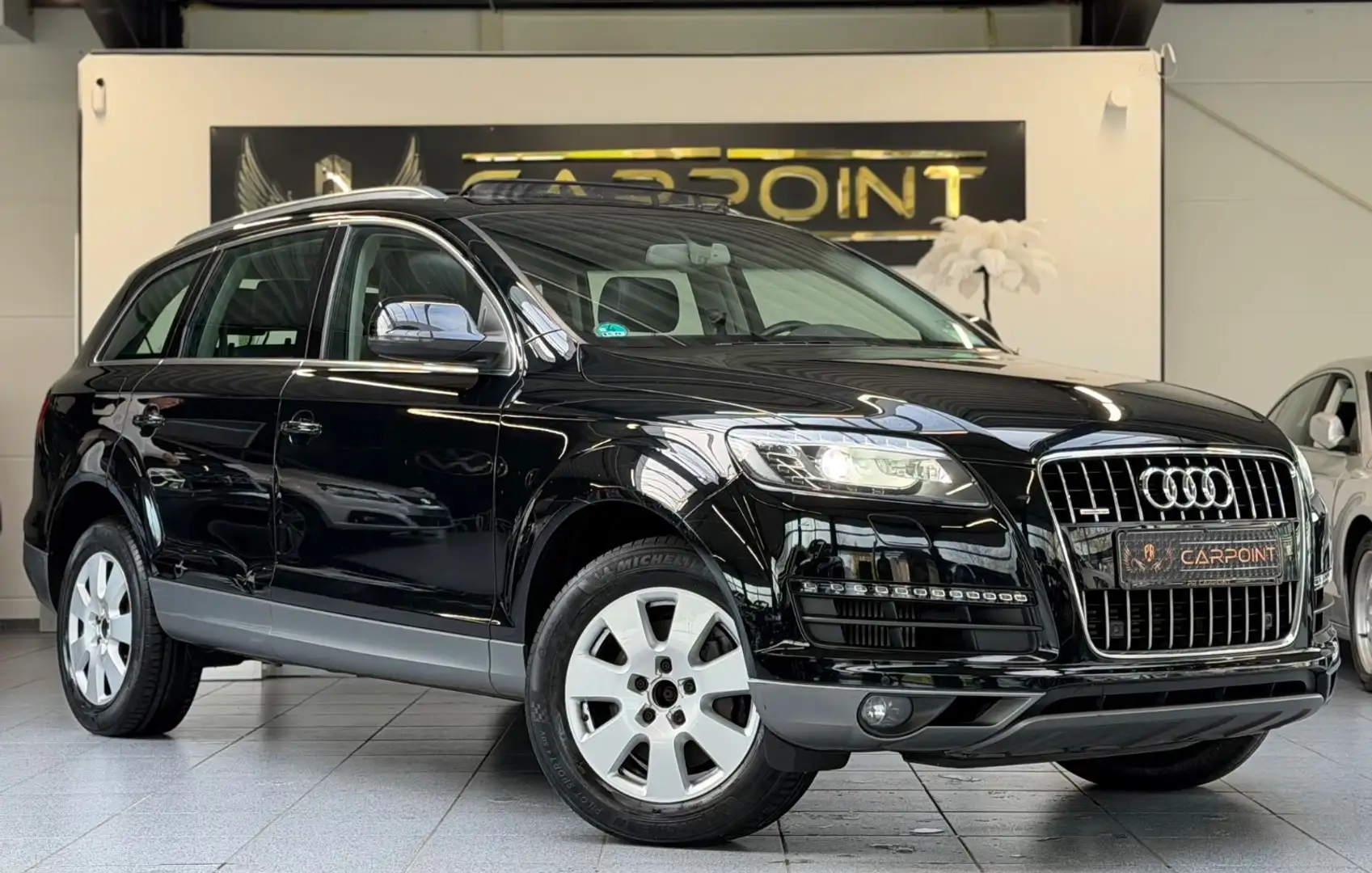 Audi Q7 3.0 TDI V6 quattro/Pano/Xenon/7-Sitze/BT Zwart - 1