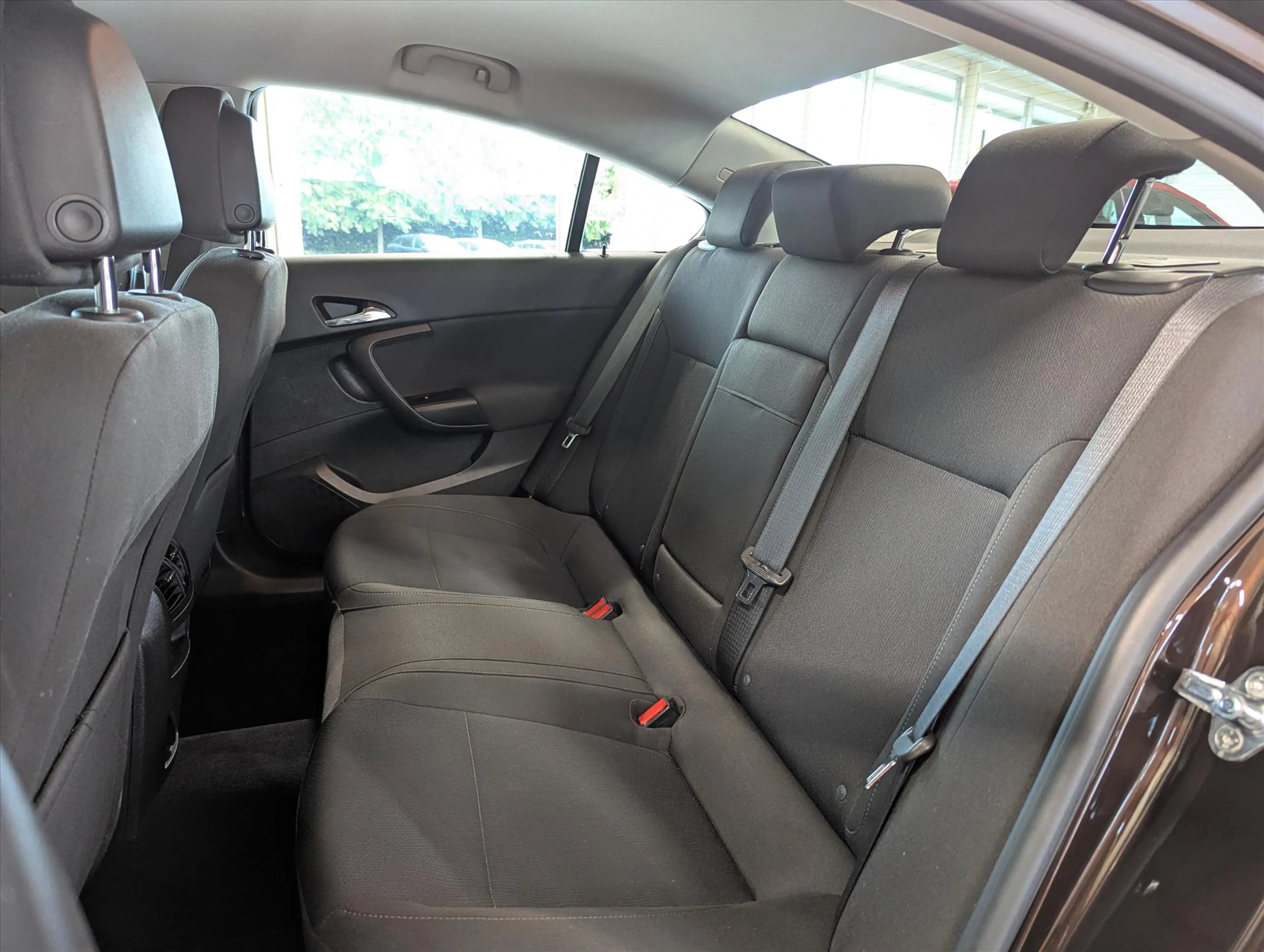 Opel Insignia 4-Drs 1.8i Business Edition *ECC/Navi* — photo 6