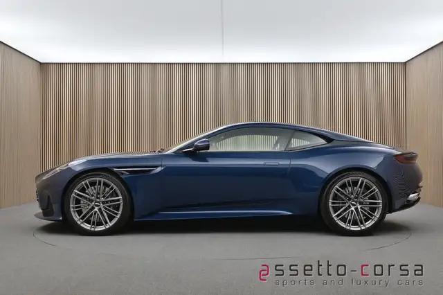 Aston Martin DB12 Coupe 4.0 V8*Heritage*1. Hand*Garantie