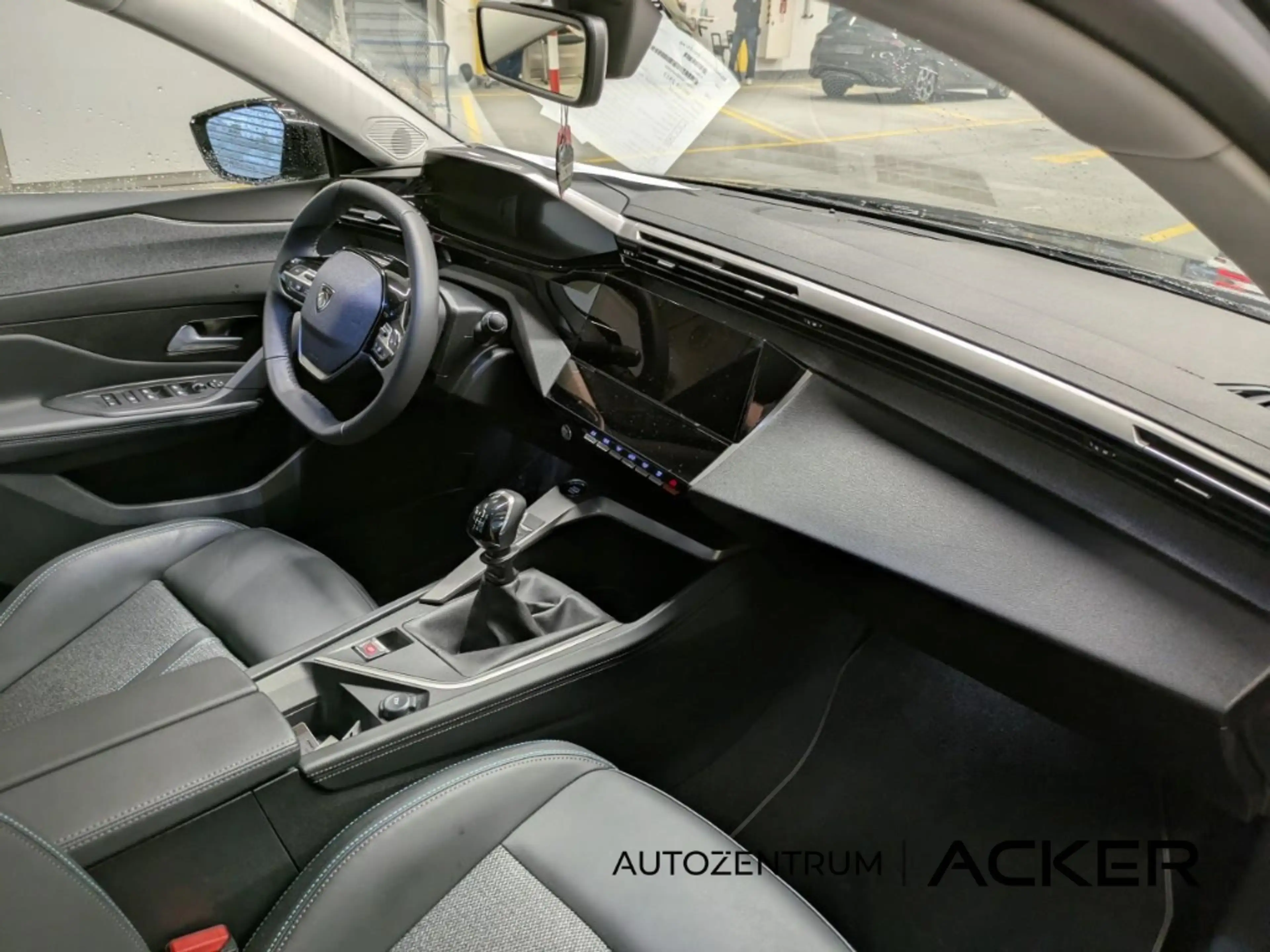 Peugeot 308 Allure 1.2 PureTech RFK/Komfort-Pak -40%* — photo 4