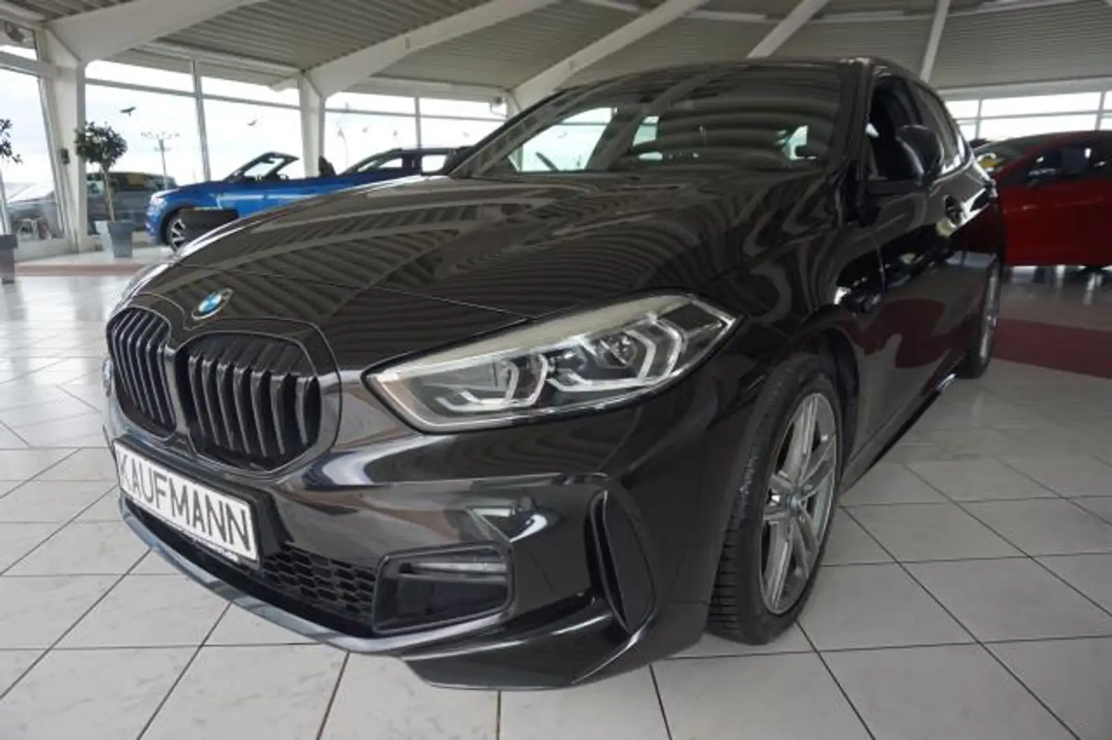 BMW 120 120D M-SPORT STEPTRONIC KAMERA AHK SHZ APP KESSY Schwarz - 2