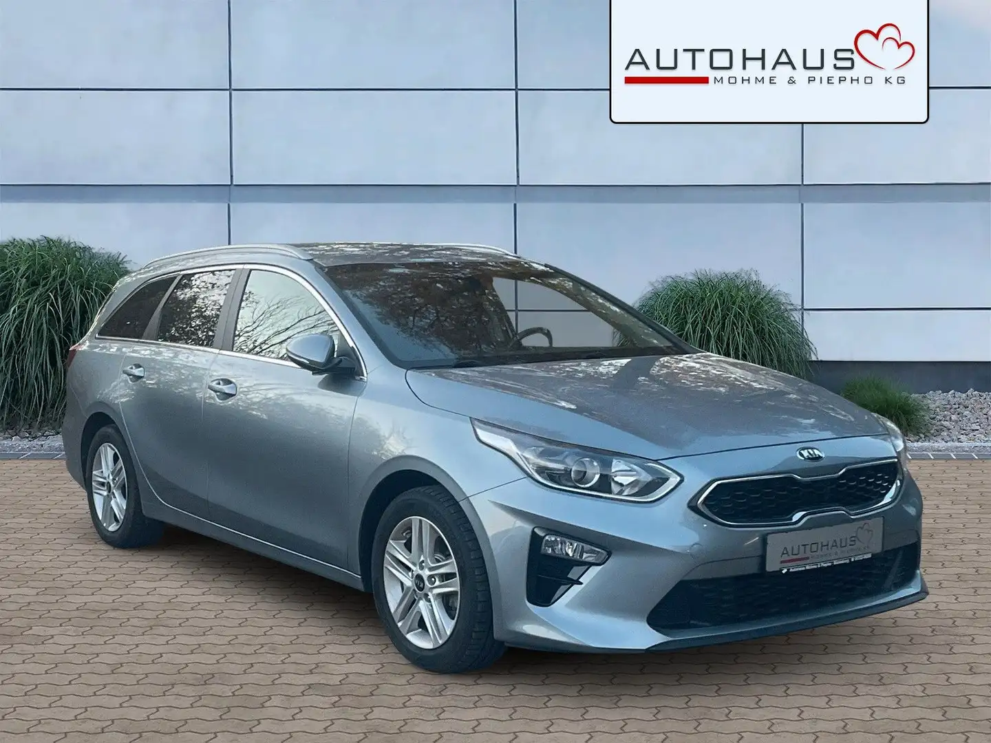 Kia Ceed SW / cee'd SW *SITZHEIZUNG*LENKRADHEIZUNG* Argent - 1