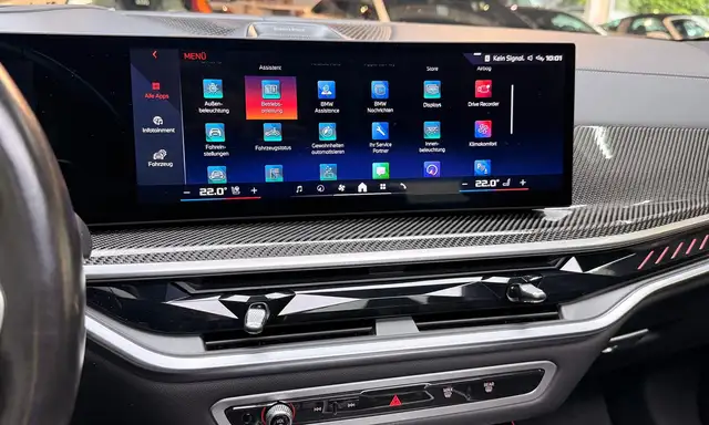 BMW X5 M view 20