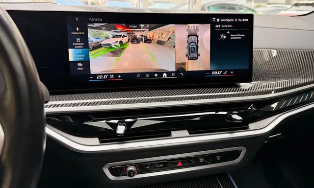 BMW X5 M view 18