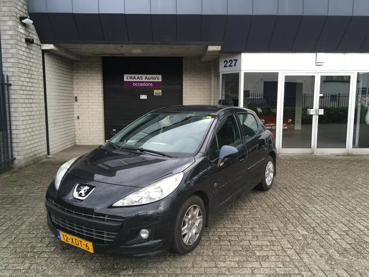 Peugeot 207 1.4 VTi Urban Move / READ TEXT / LEES TEKST / AIRC Noir - 1