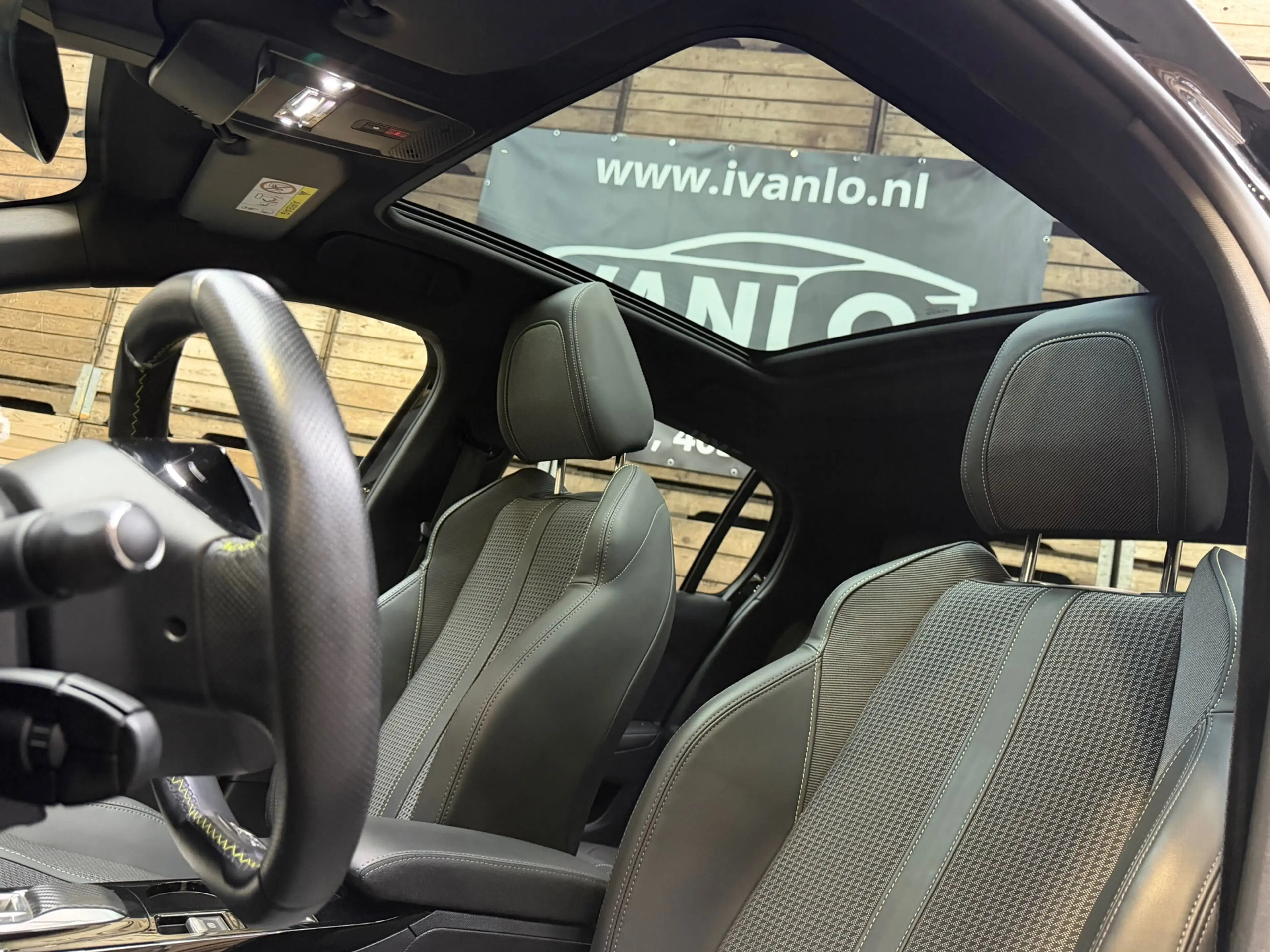 Peugeot e-208 EV GT 350 50 kWh 17"LM, Panorama, Camera, Cruise C — photo 5