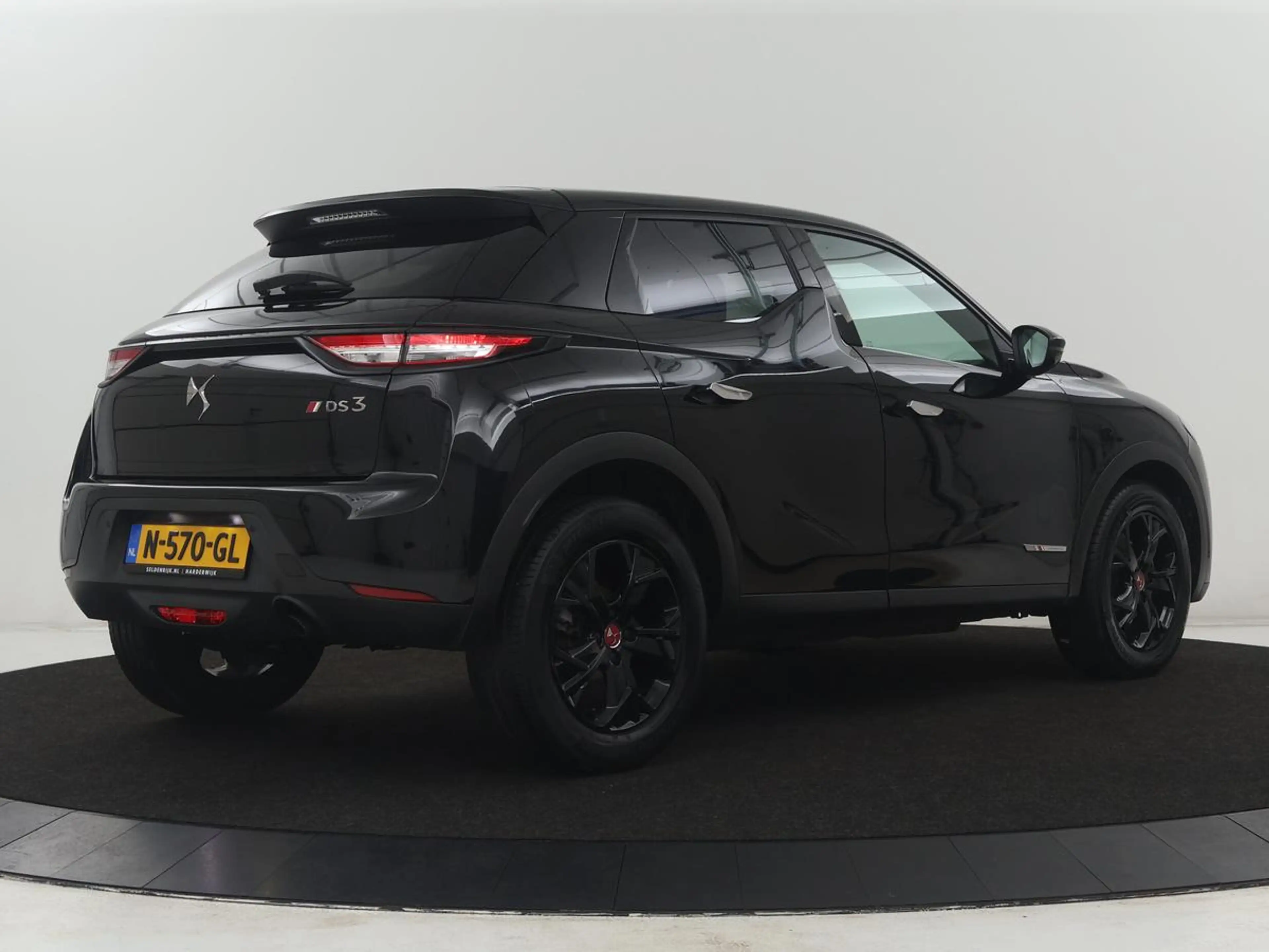 DS Automobiles DS 3 Crossback 1.2 PureTech Performance Line | Cruisecontrol | Ap — photo 28