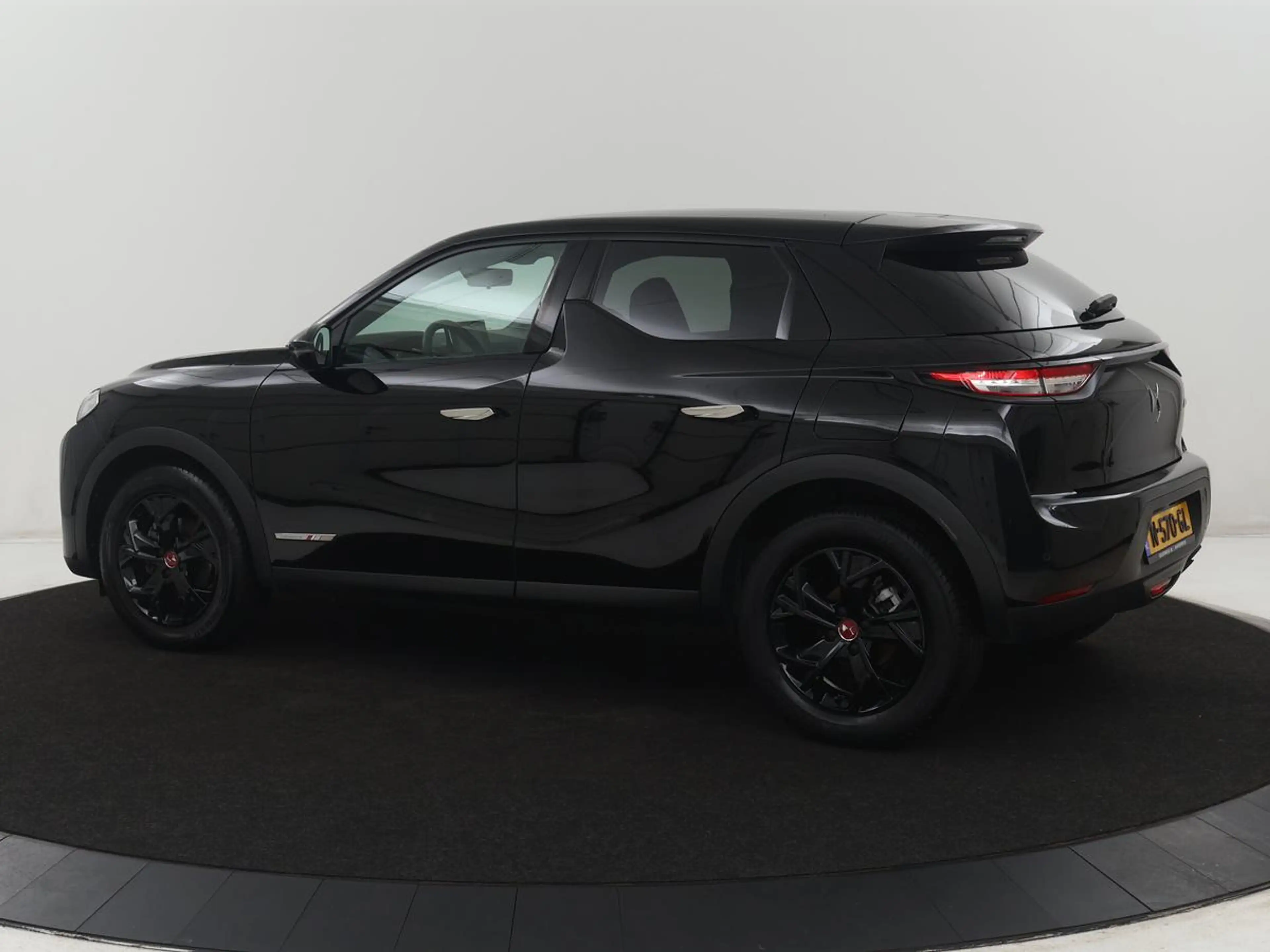 DS Automobiles DS 3 Crossback 1.2 PureTech Performance Line | Cruisecontrol | Ap — photo 2