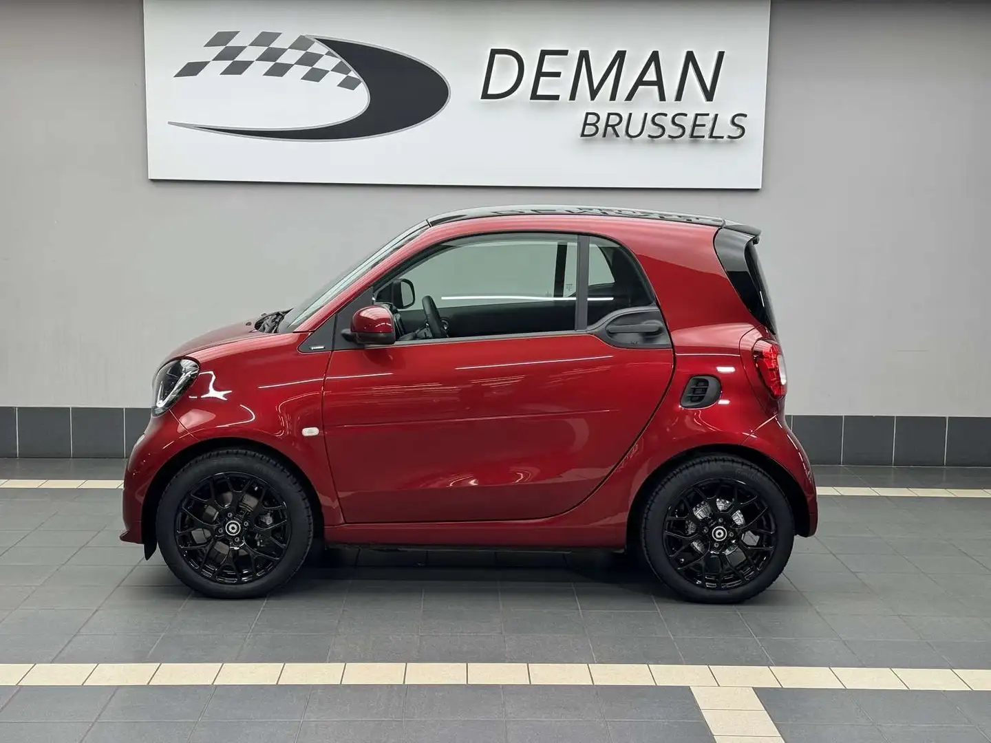 smart forTwo Brabus Style Coupe * Toit pano * camera * Cuir* Rouge - 2