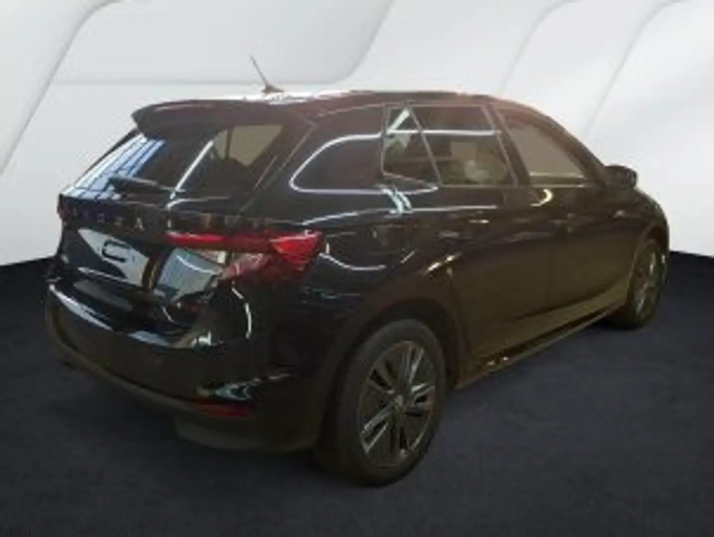 Skoda Fabia Selection Tour*NAVI*PDC*LED*SHZ Schwarz - 2