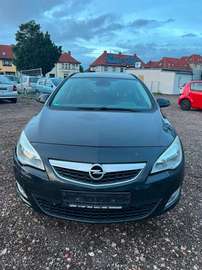 J Sports Tourer 150 Jahre Opel