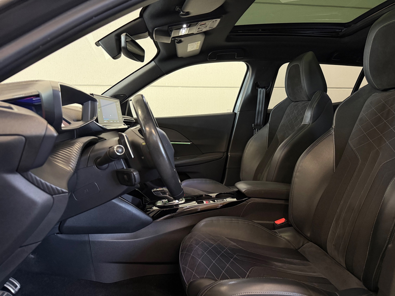 Peugeot 2008 1.2 PureTech GT-Line NWE D-Riem, Pano, ACC, Apple — photo 12