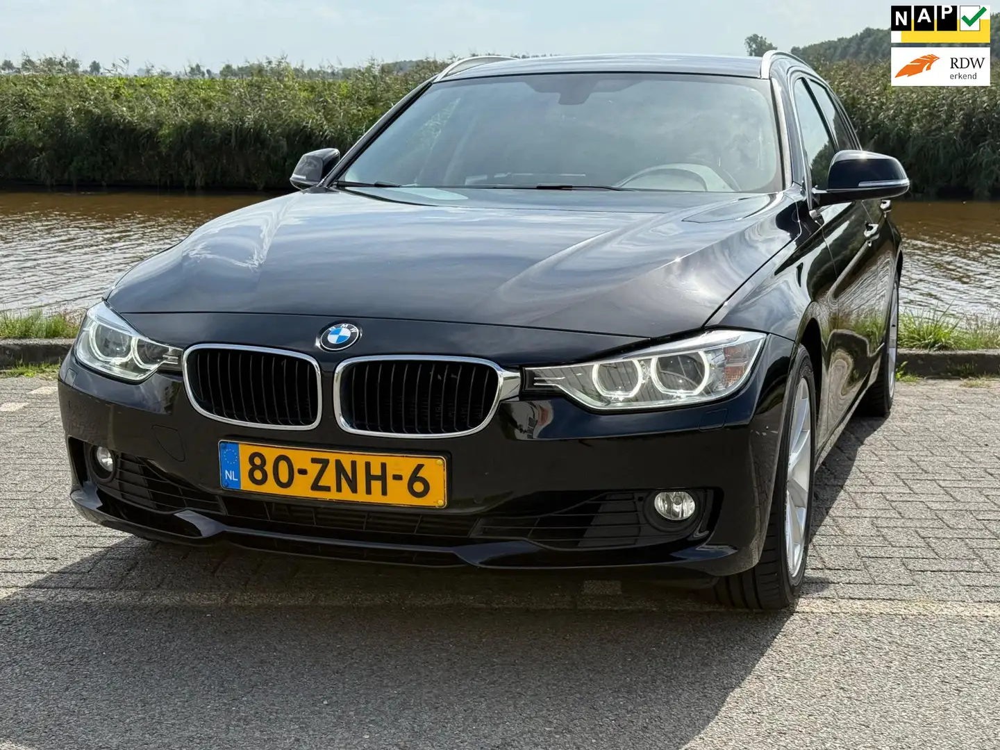 BMW 320 3-serie Touring 320i High Executive Schwarz - 1