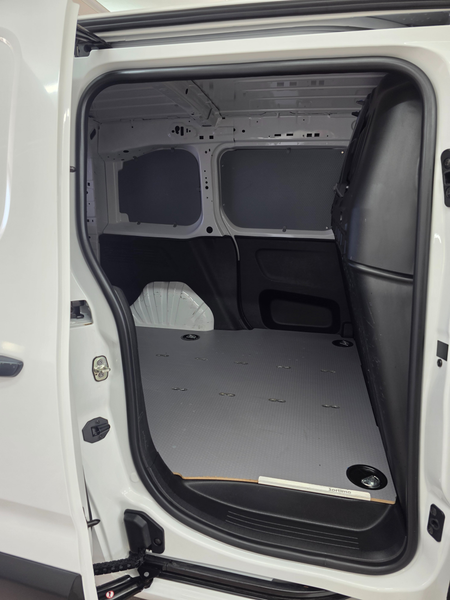 Peugeot Partner Premium L1 — photo 12