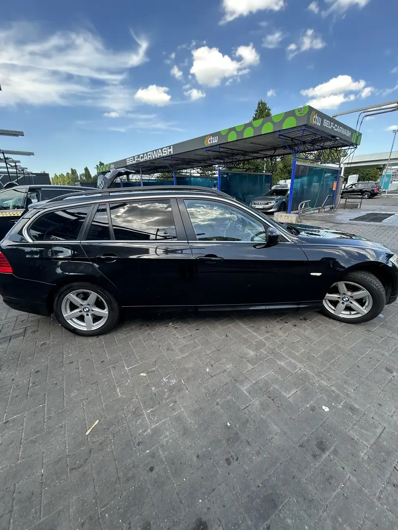 BMW 318 318d DPF Touring Aut. - 2