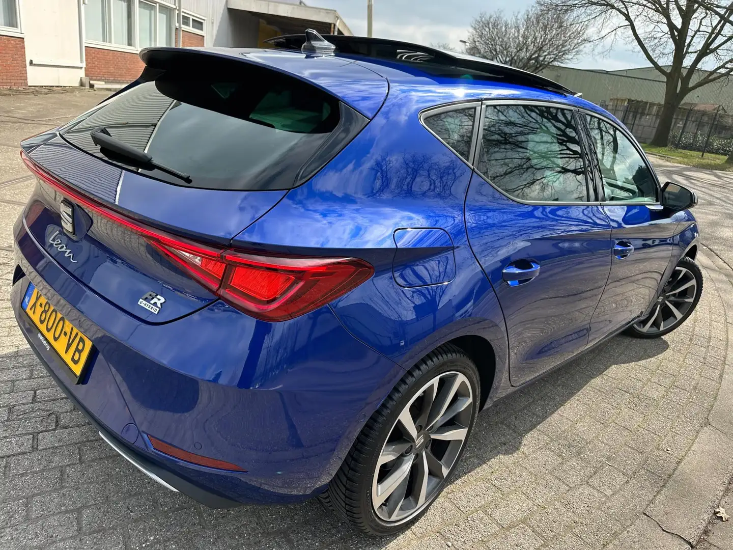 SEAT Leon 1.4 TSI eHybrid PHEV 225PK FR DSG SPORT VITRUAL PA Синій - 2