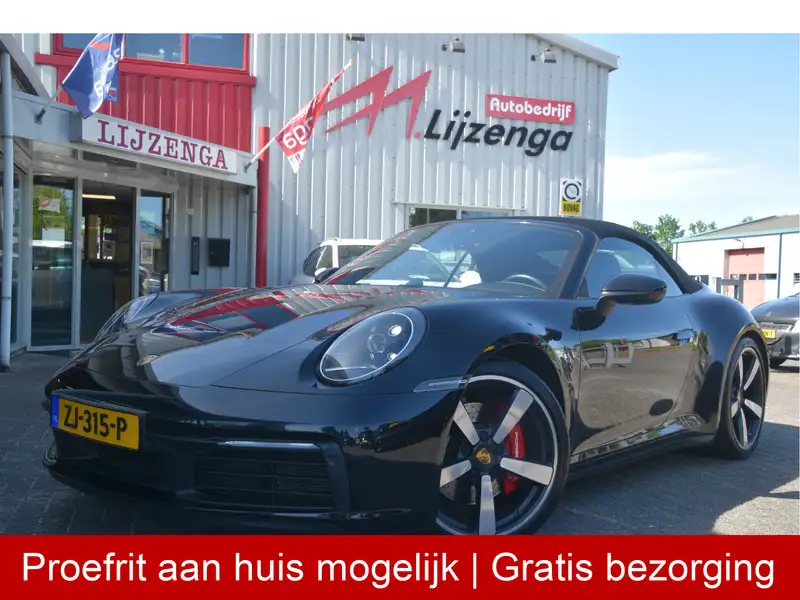 PORSCHE 911