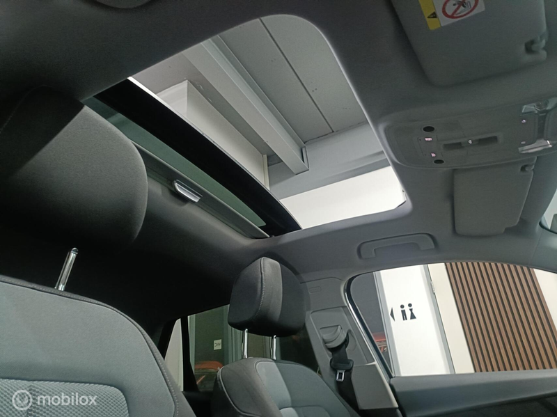 Audi Q2 35 TFSI S-TRONIC GREY PANORAMA LED NAVI XENON PDC — photo 29